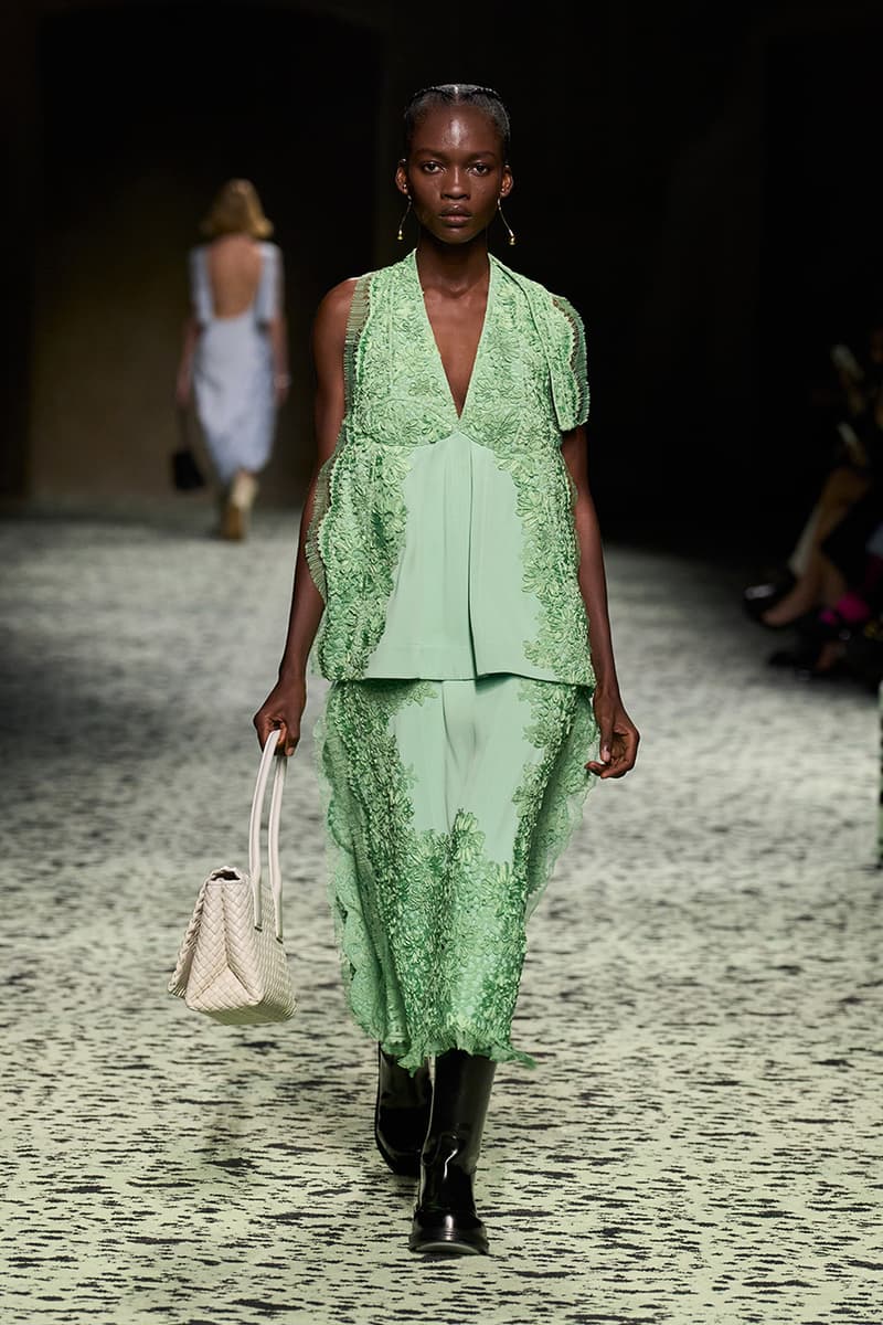 bottega veneta pre-fall 2023 runway looks