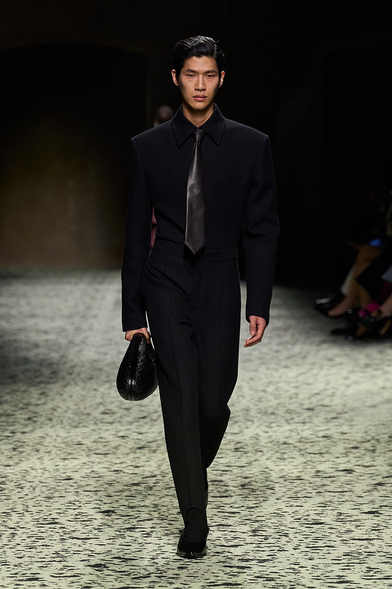 bottega veneta pre-fall 2023 runway looks