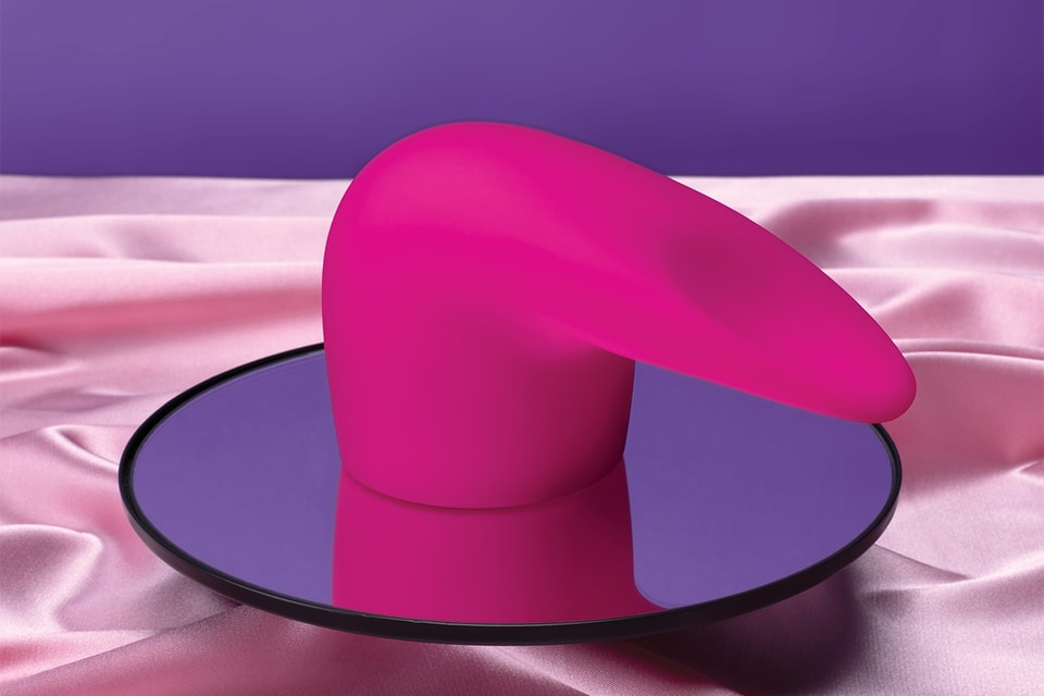 trojan vibrations divine contoured massager Choosing The Best Attachments For Your Magic Wand – simplipleasures.com main image 1