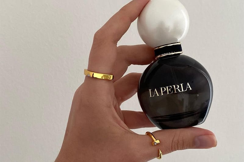 Our Beauty Editor Shares 4 Essential Tips on Applying Perfume Correctly