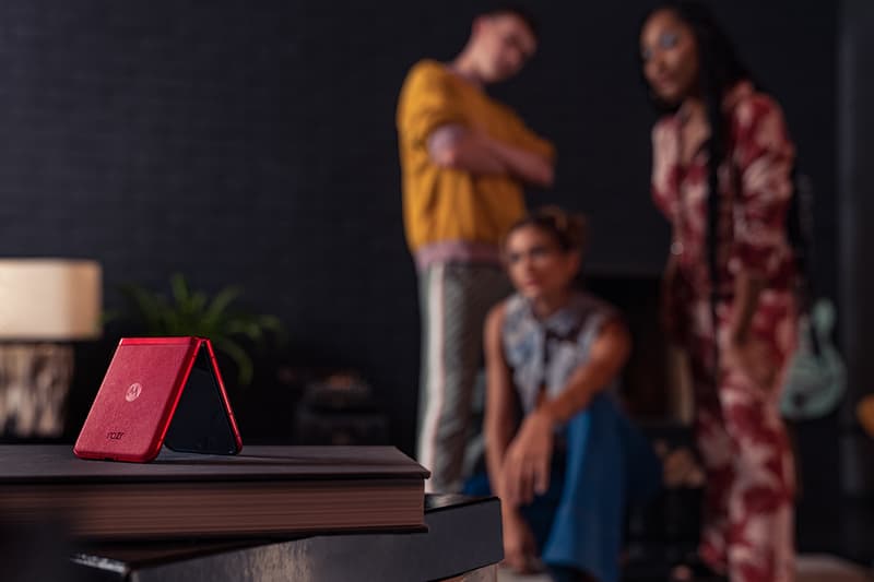 motorola razr+ viva magenta colorway cellphones y2k 