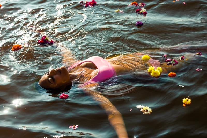 india female surfer ishita malaviya surfing roxy 