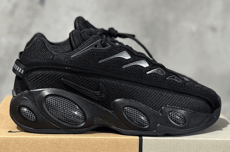 drake nike nocta glide sneaker green red black