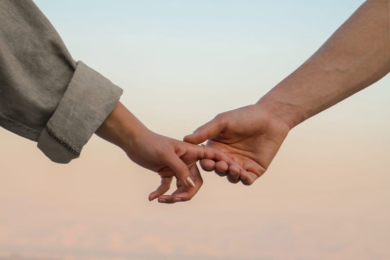 5 Signs You’re Being “Benched” and Should Move TF On