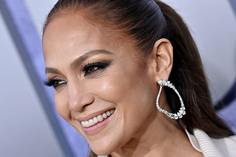 For Leo Szn, Only Jennifer Lopez Could Get Away With a Half-Ponytail and Fedora Combo