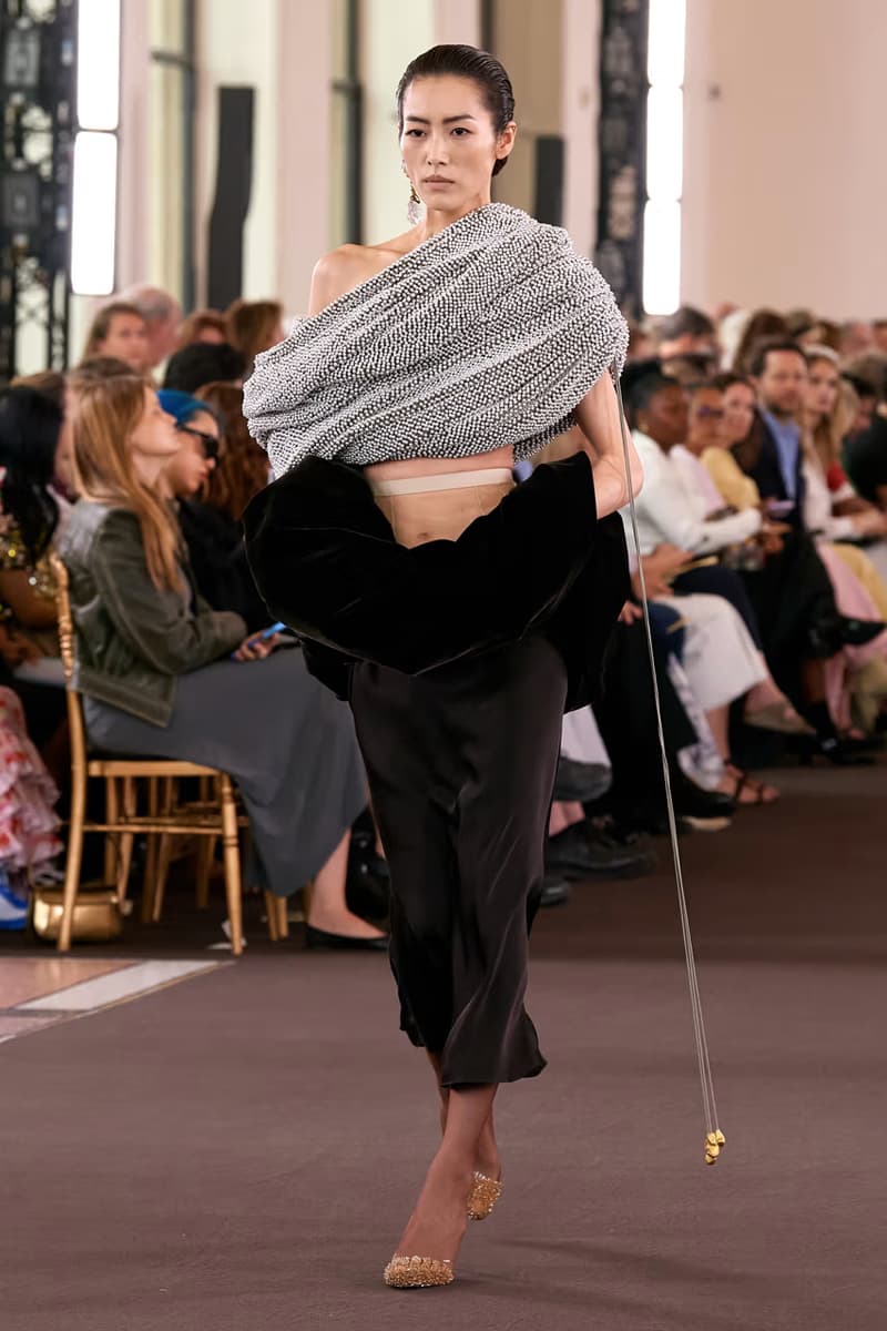 schiaprelli fall 2023 paris couture week daniel roseberry runway show looks