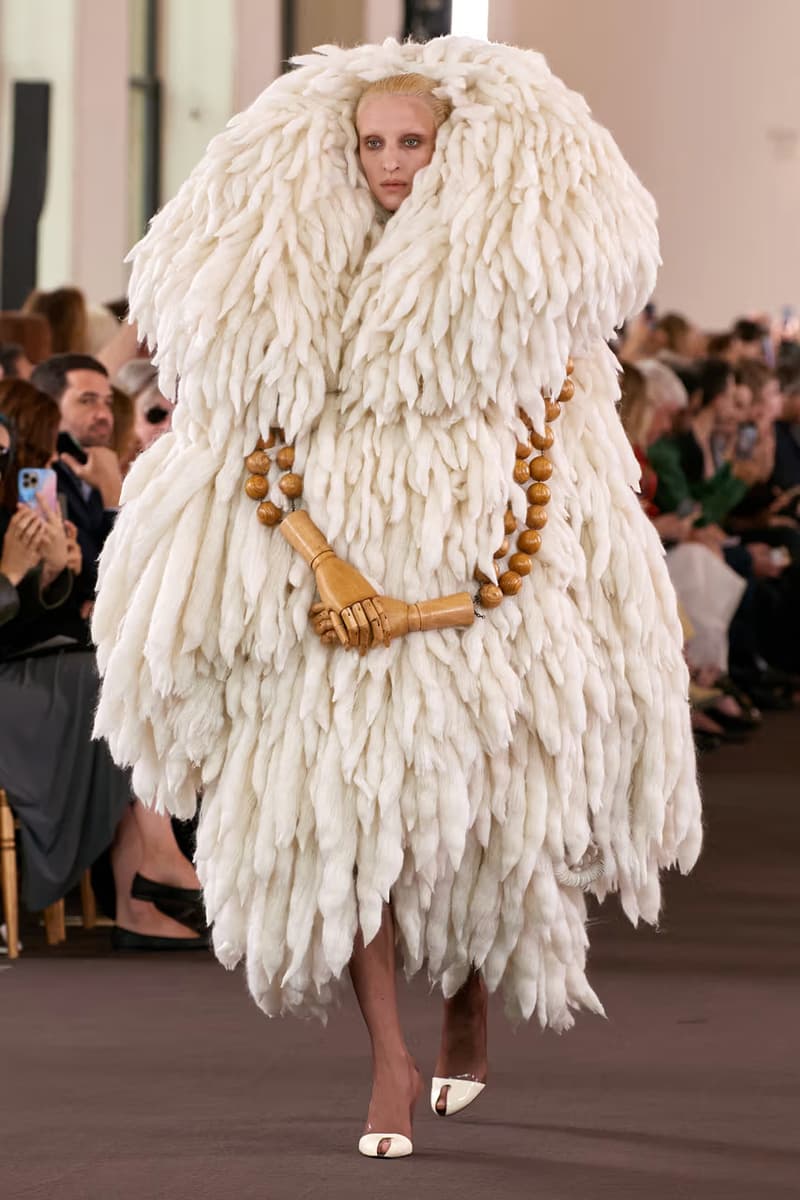 schiaprelli fall 2023 paris couture week daniel roseberry runway show looks