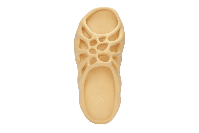 adidas Announces YEEZY 450 Slide in Cream | Hypebae adidas Announces YEEZY 450 Slide in Cream | Hypebae