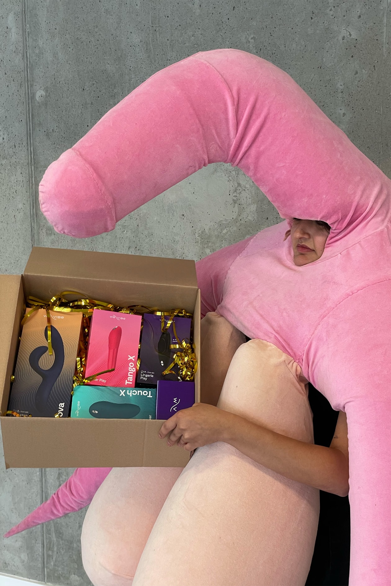 Inside Kesha's New Sex Toy Collection: We-Vibe | Hypebae Inside Kesha's New Sex Toy Collection: We-Vibe | Hypebae