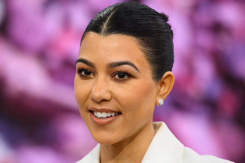If We're Being Honest, Kourtney Kardashian With a Blunt Mirco-Fringe Is *Thee* Vibe
