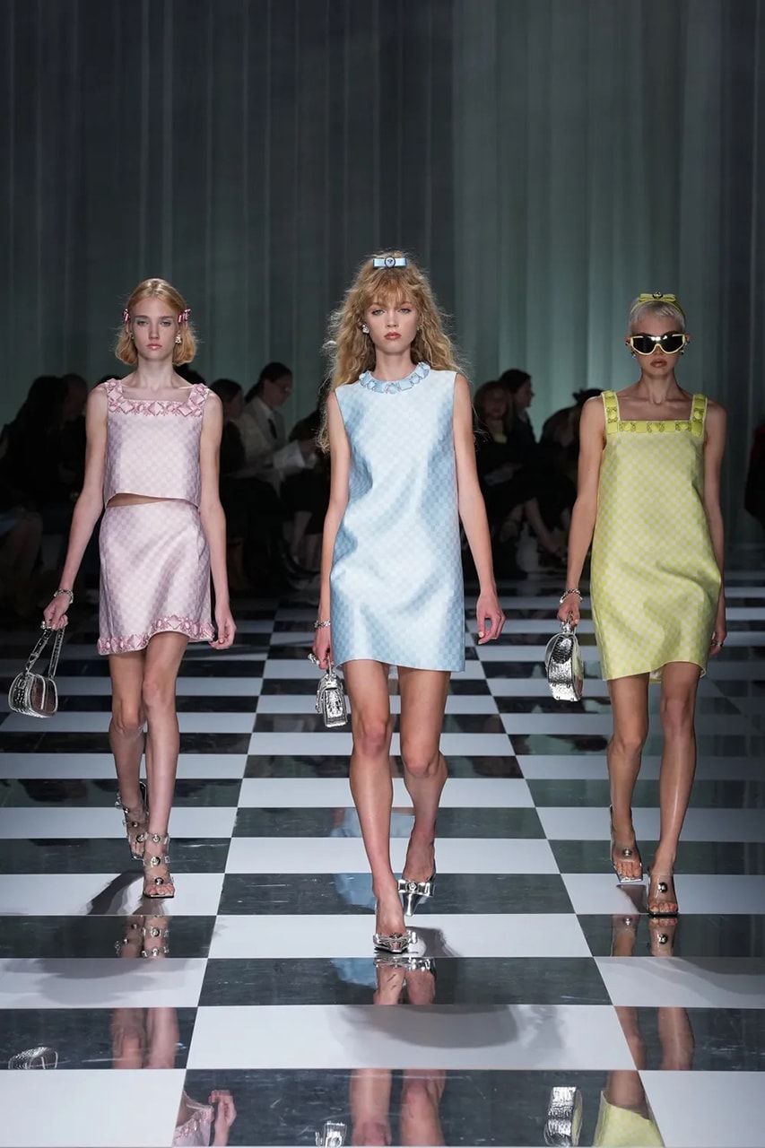 Every Look From Versace Spring/Summer 2023 — Paris Hilton Runway Photos MFW