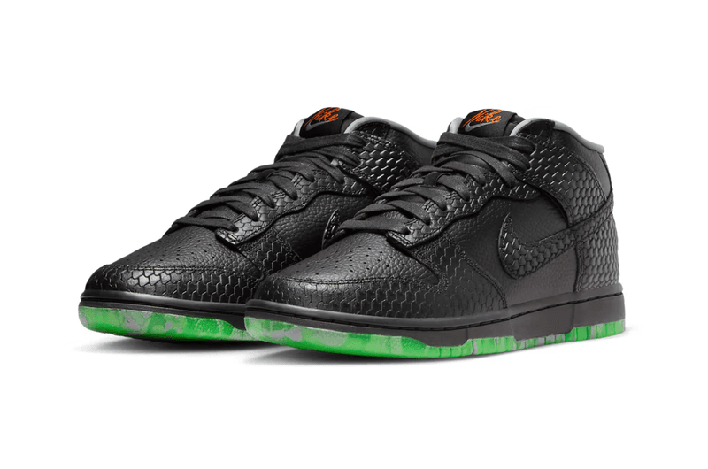 nike dunk mid halloween sneaker black green snake skin