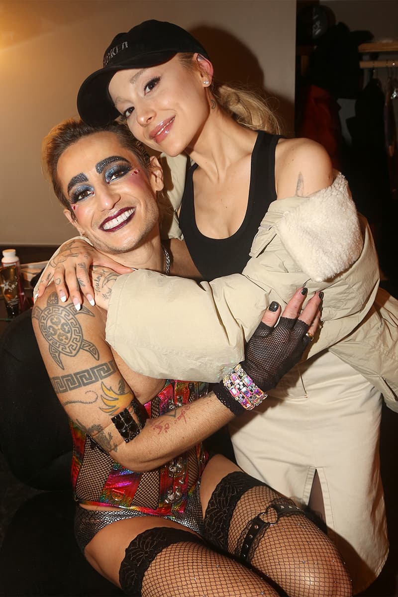 Ariana Grande Cat Eye Eyeliner Trends Makeup Photos Instagram