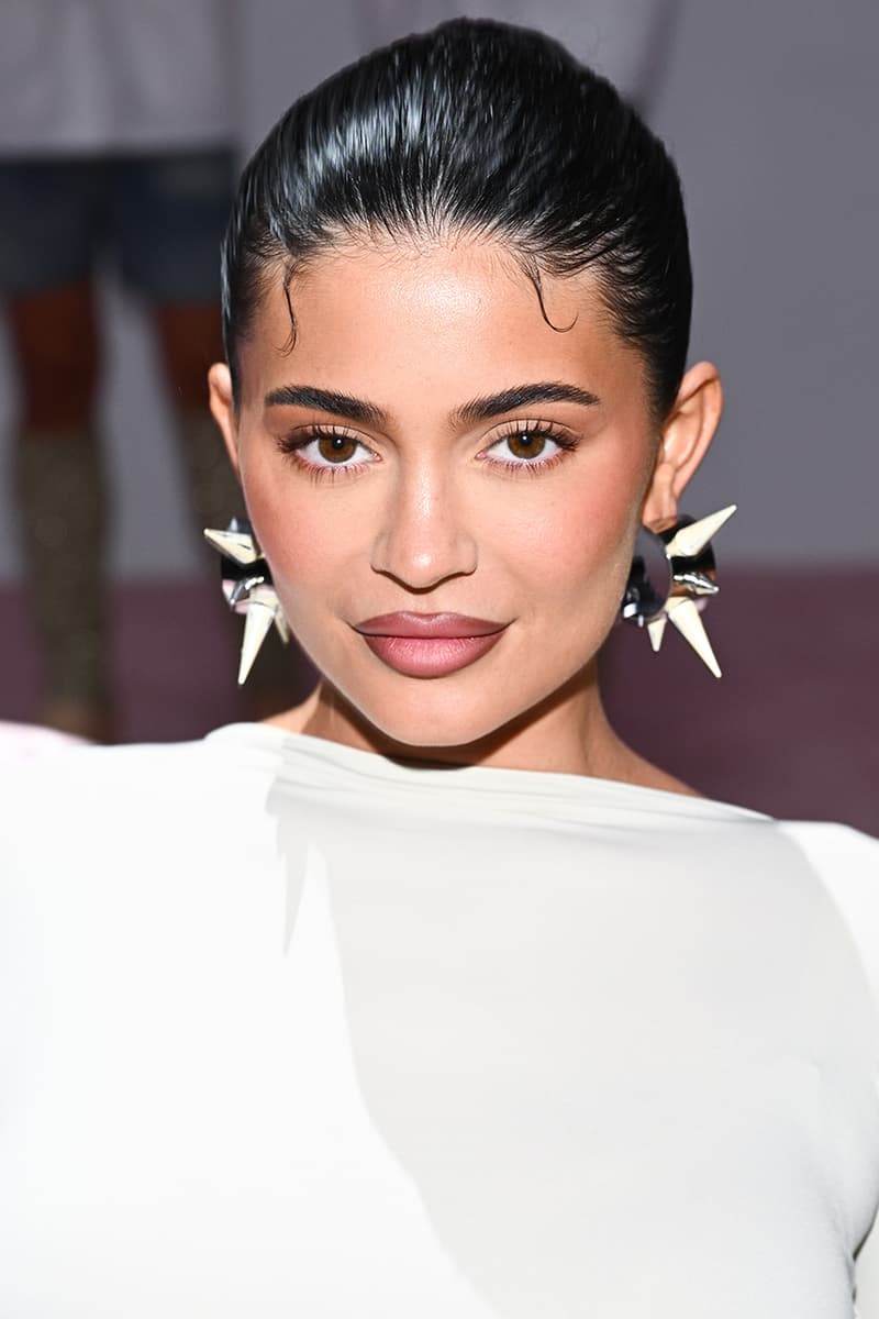 Kylie Jenner Red Nail Theory Manicure Nail Polish Cherry Smoke Perfume Tom Ford Photos Instagram