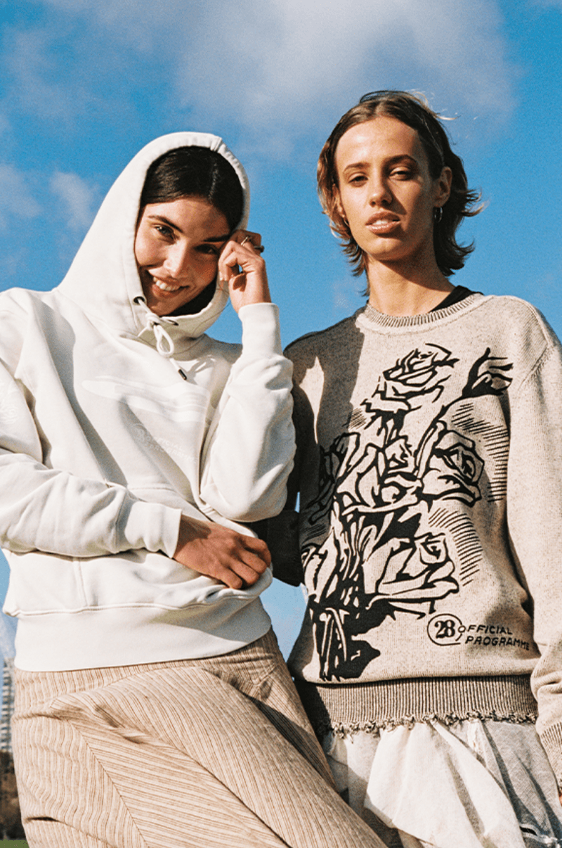 louis tomlinson 28 clothing brand hoodies jumpers scarves friends football field