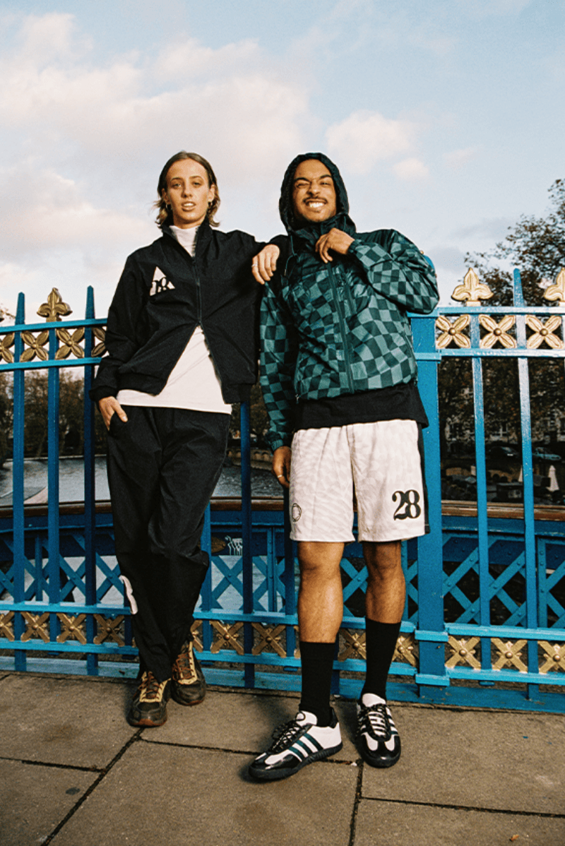 louis tomlinson 28 clothing brand hoodies jumpers scarves friends football field