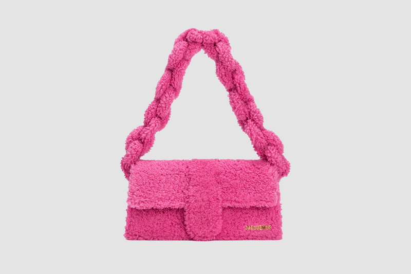 Cozy Accessories, Gift Guide, Streetwear, Bags, Scarves, Hats, JW Anderson, Jacquemus, ERL, Acne Studios