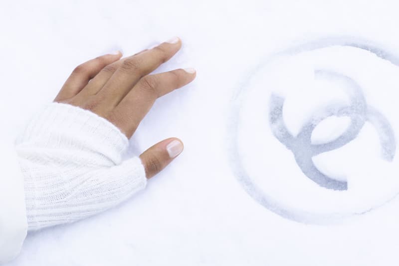 chanel beauty winter glow snow lip balm lip stick blush primer 