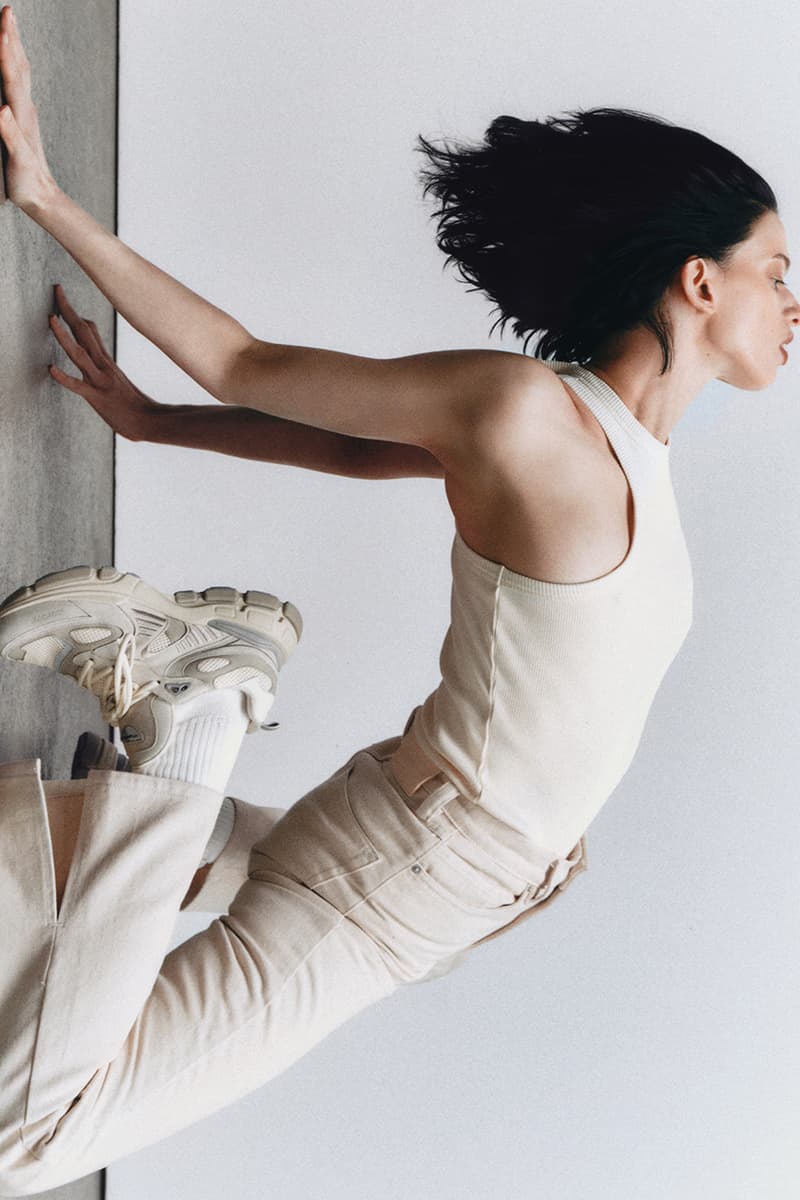 axel arigato jeans lily mcmenamy sneakers 