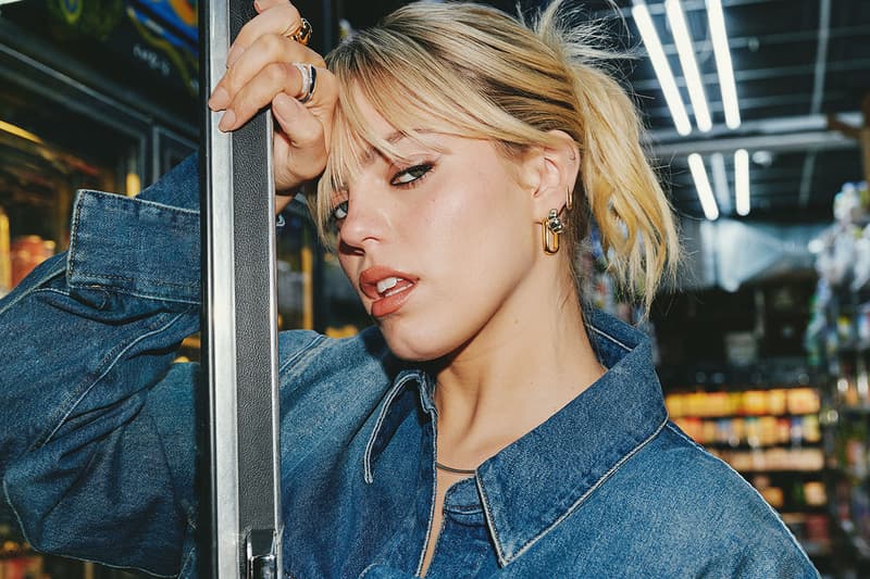 renee rapp mejuri jewelry hoops collection gold 