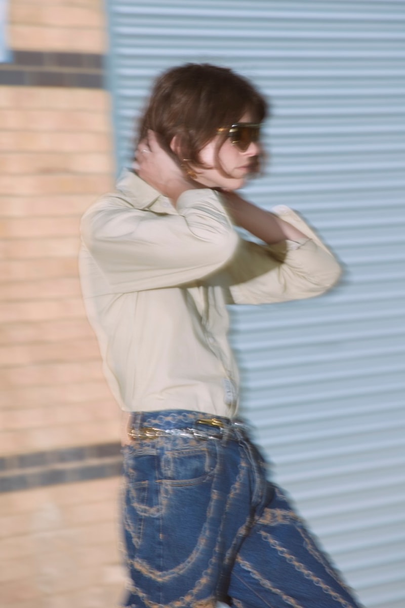 aries campaign spring summer models paparazzi cameras blurry 