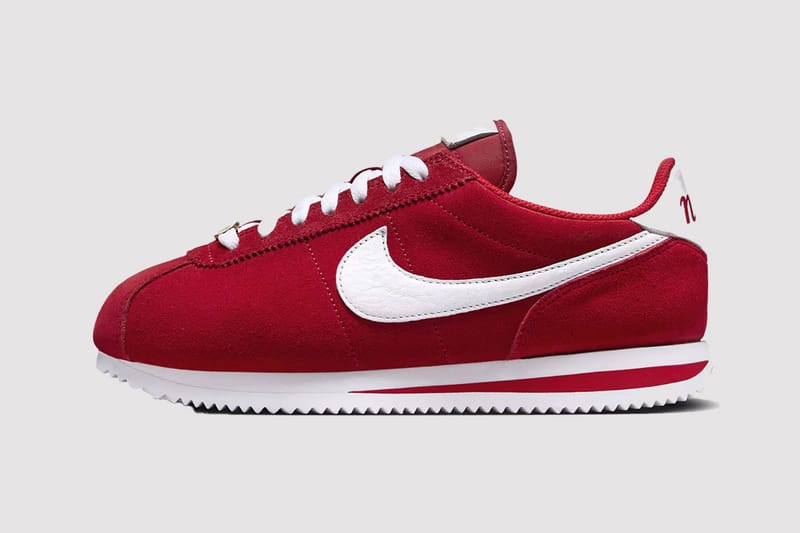 nike pink and red trainers