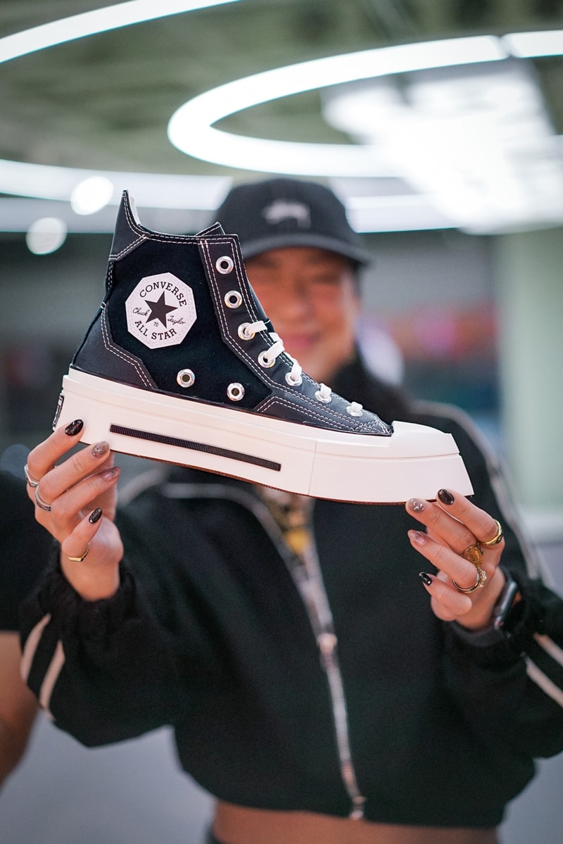 sneaker sisterhood converse offspring anniversary party workshop de luxe kats corner creative customization tufting keychains dj saint Ludo kings cross