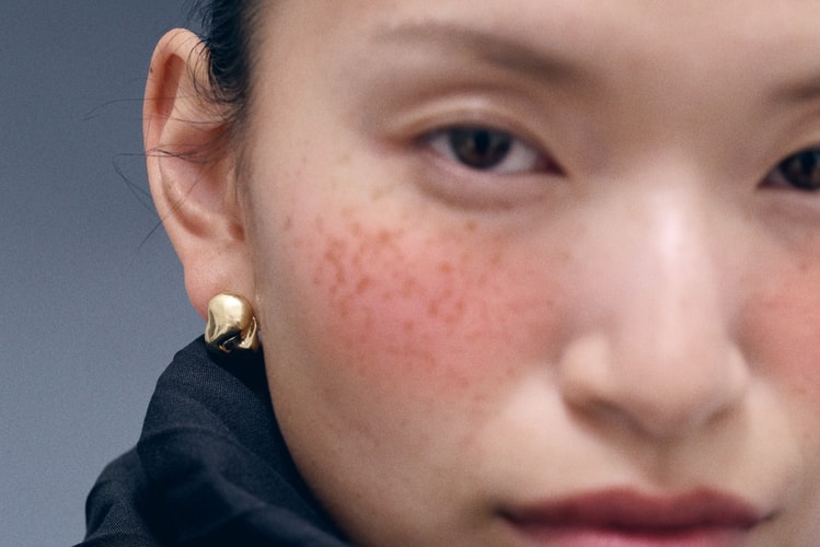 Is Microfeminism the Ultimate Girls-Girl Move?