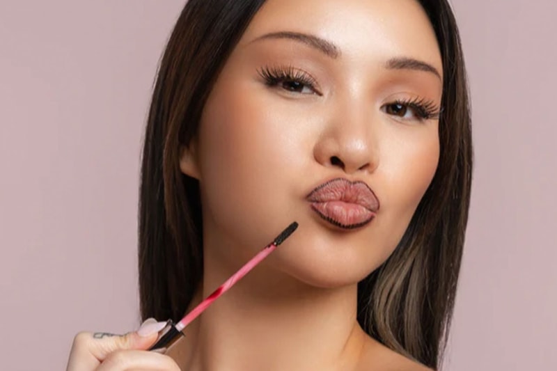 Sacheu Beauty, Lip liner, lip liner tattoo, lip stain, beautytok, tik tok trend, makeup, beauty
