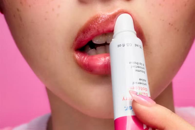 Glossier, Balm Dotcom, Balm Dotcom original formula, Strawberry Balm Dotcom