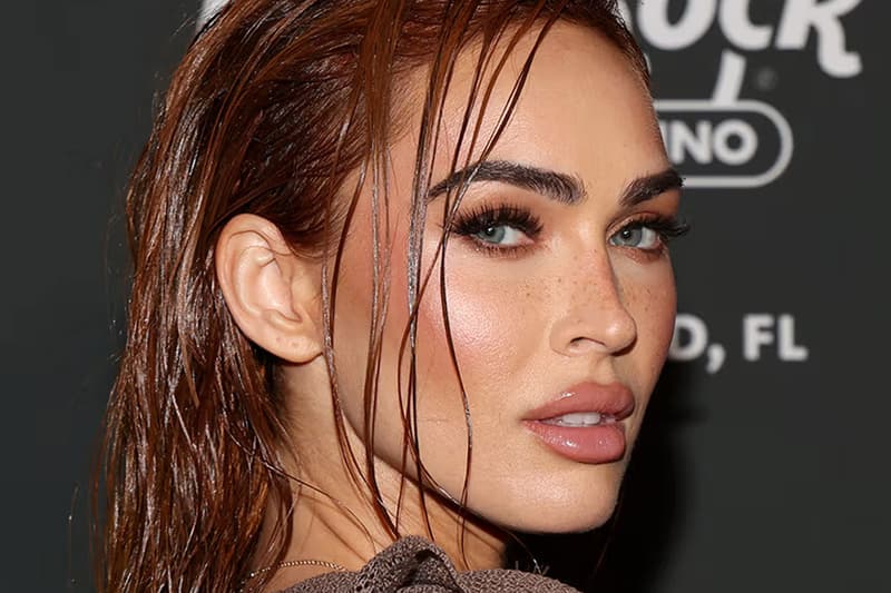 Megan Fox, hair, instagram, machine gun kelly, blue mermaid hair, red bob, hairstyles 