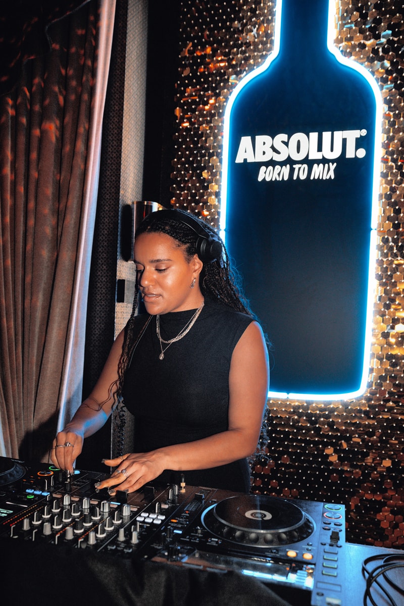 absolut hunni vodka London launch event hive sugababes foundation fm djs tara kumar Vanessa Maria cocktails honey