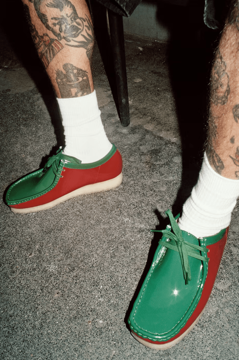 supreme clarks wallabee patent leather beige red green black shoes