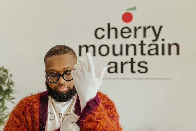 paramount plus rello artist chicago tours 