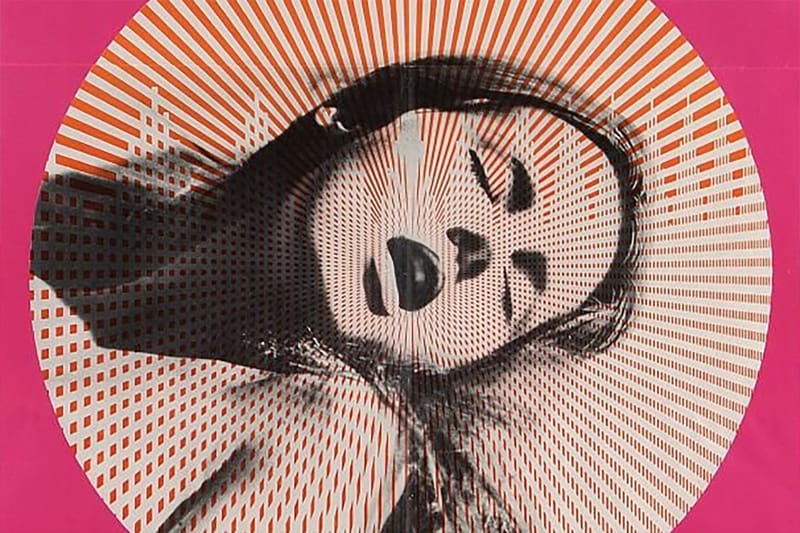 How to Escape the Male Gaze, According to A Sexologist