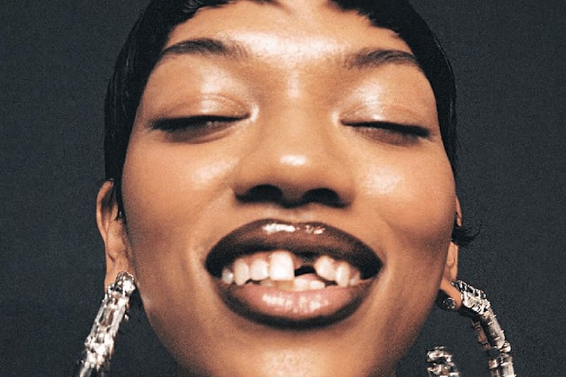 Pressed Powders Are Having a Comeback — Here's Why the Beauty World Is Obsessed