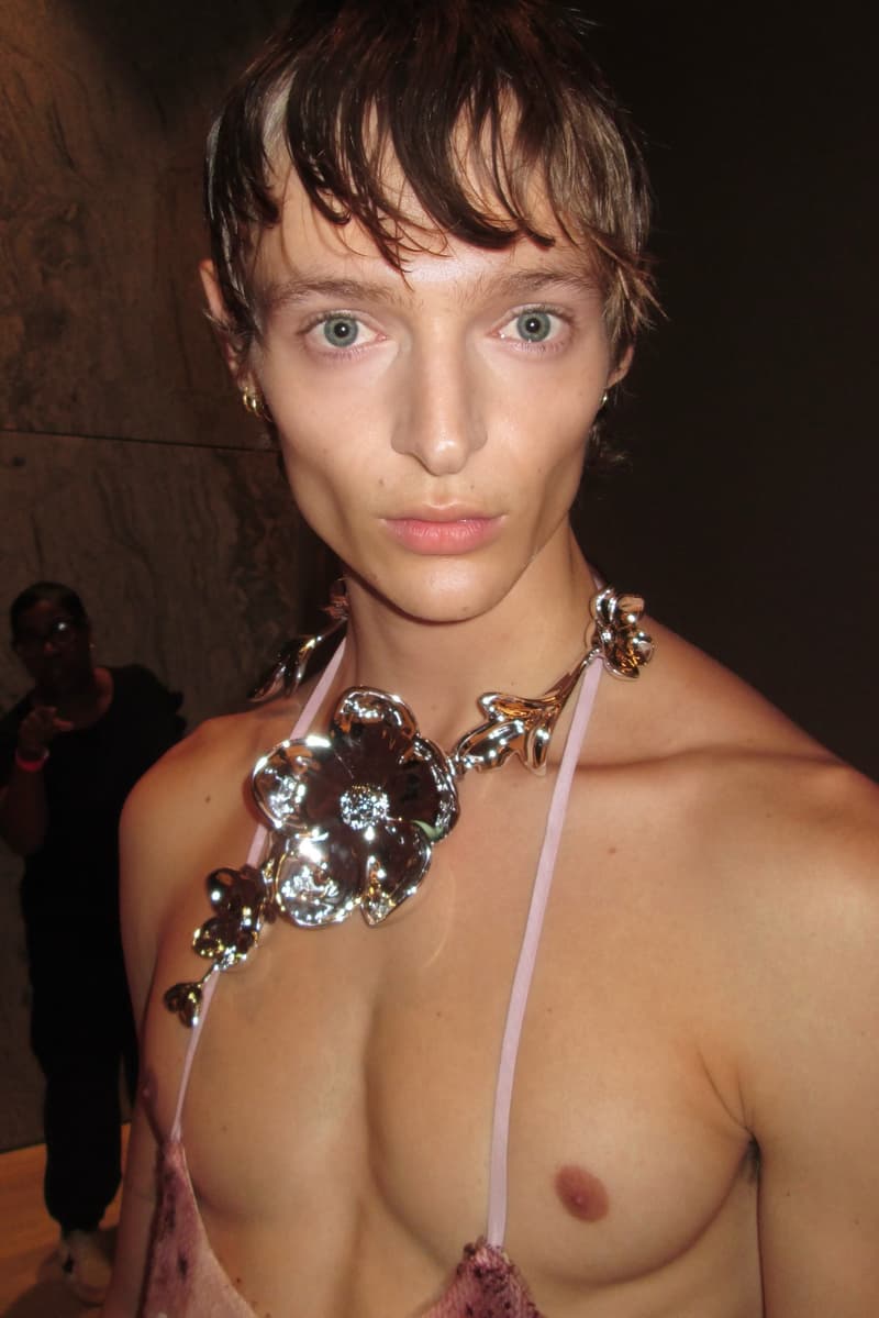 model with smokey brown eyeshadow look and bold lipstick, mac cosmetics, kim shui, beauty, fashion week, ss25