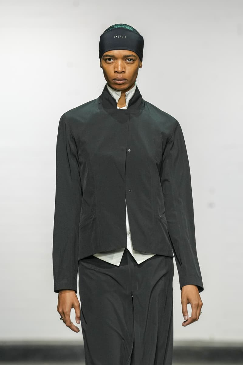 woman with no makeup in athletic wear walking down runway, facegym, johanna parv, london fashion week, spring/summer 2025, skincare