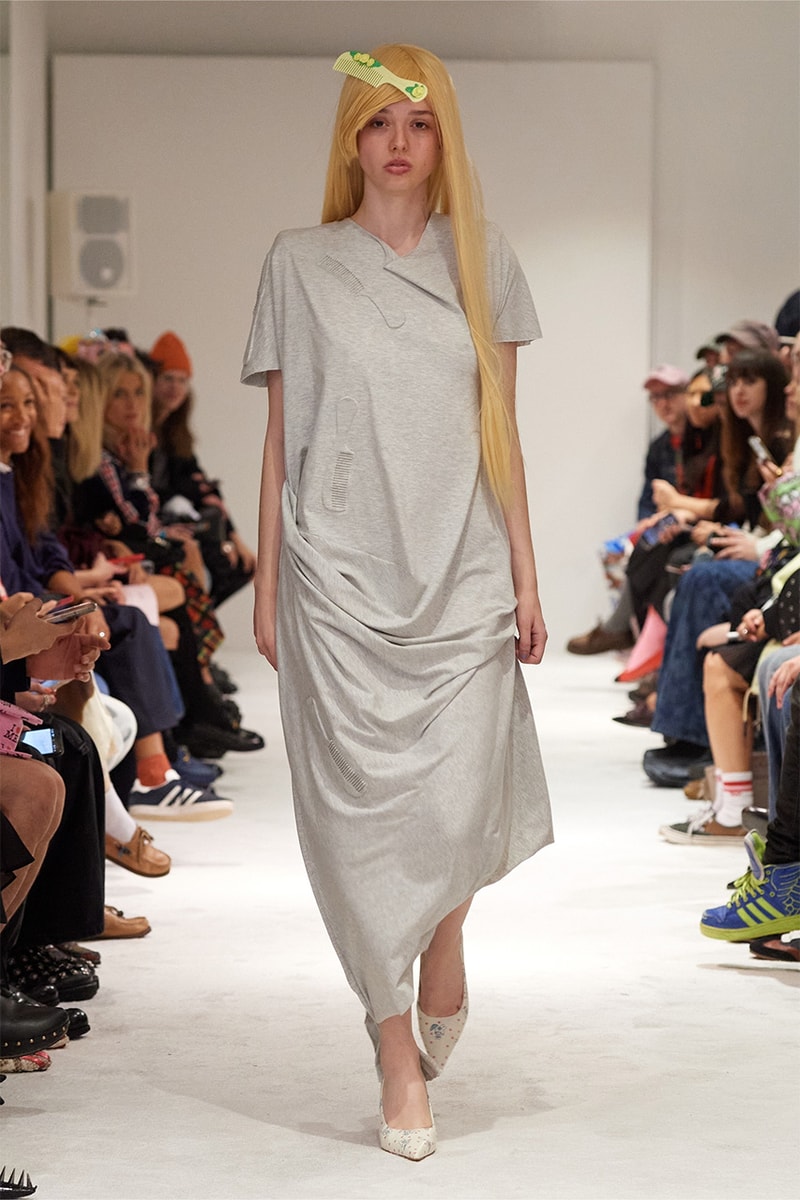 Ashley Williams, SS25, Runway fashion week models hair glasses blue bow wigs