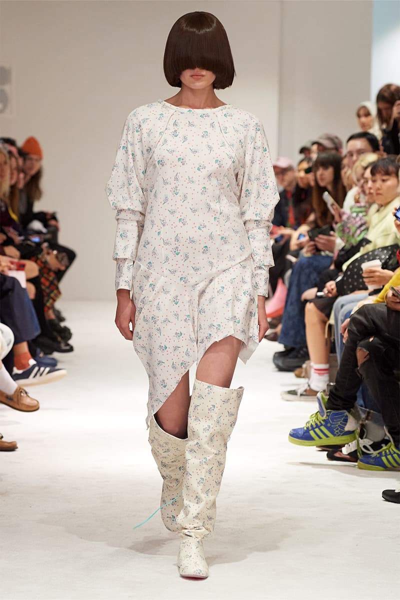 Ashley Williams, SS25, Runway fashion week models hair glasses blue bow wigs