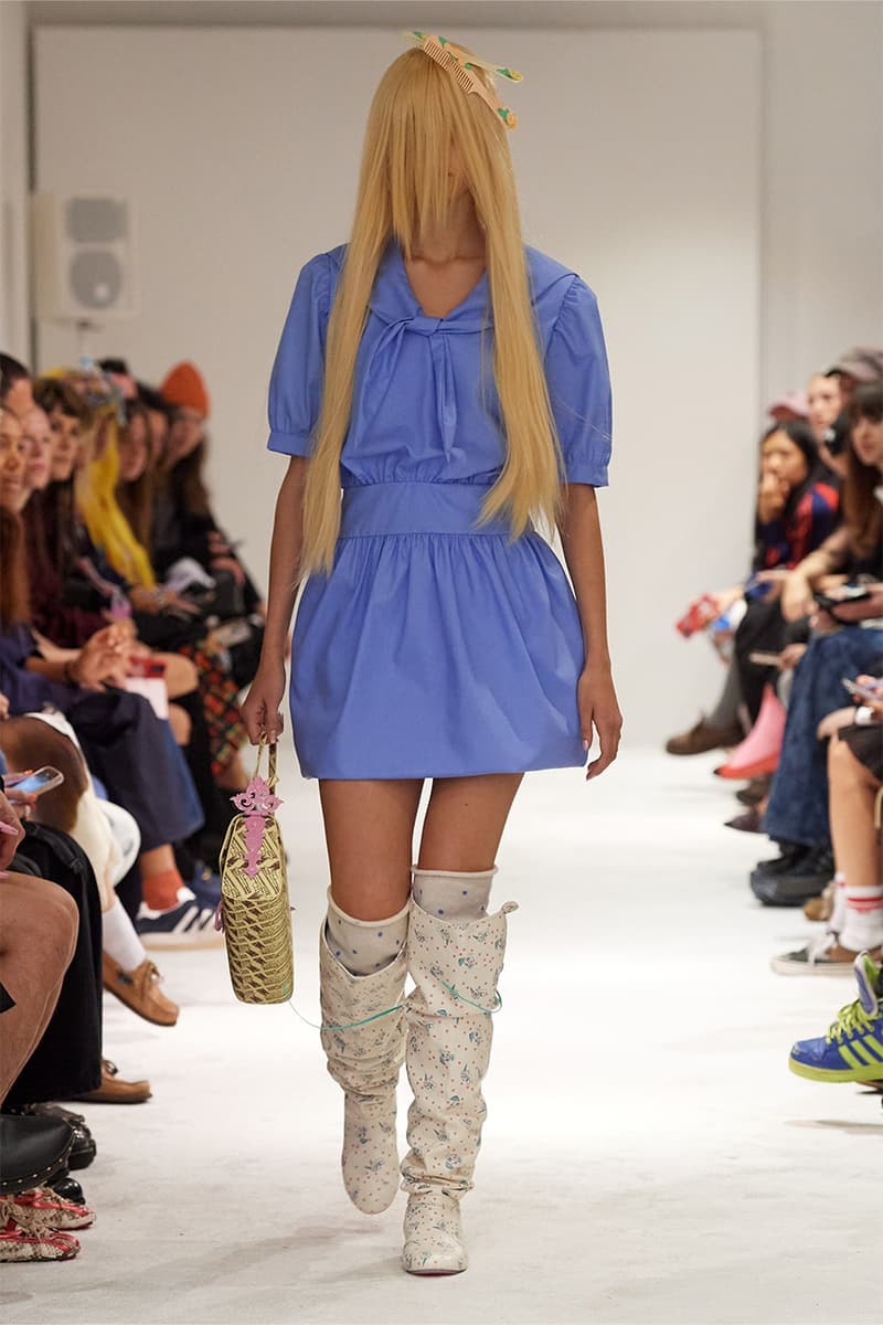 Ashley Williams, SS25, Runway fashion week models hair glasses blue bow wigs
