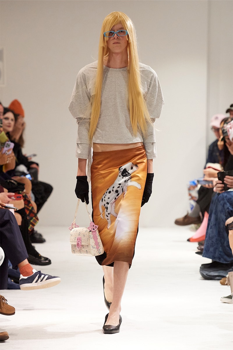 Ashley Williams, SS25, Runway fashion week models hair glasses blue bow wigs