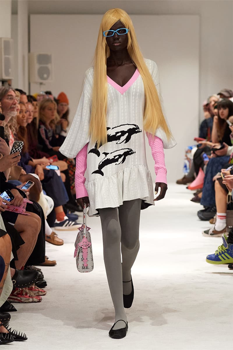 Ashley Williams, SS25, Runway fashion week models hair glasses blue bow wigs