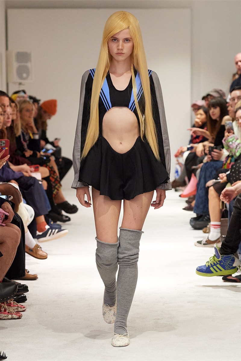 Ashley Williams, SS25, Runway fashion week models hair glasses blue bow wigs