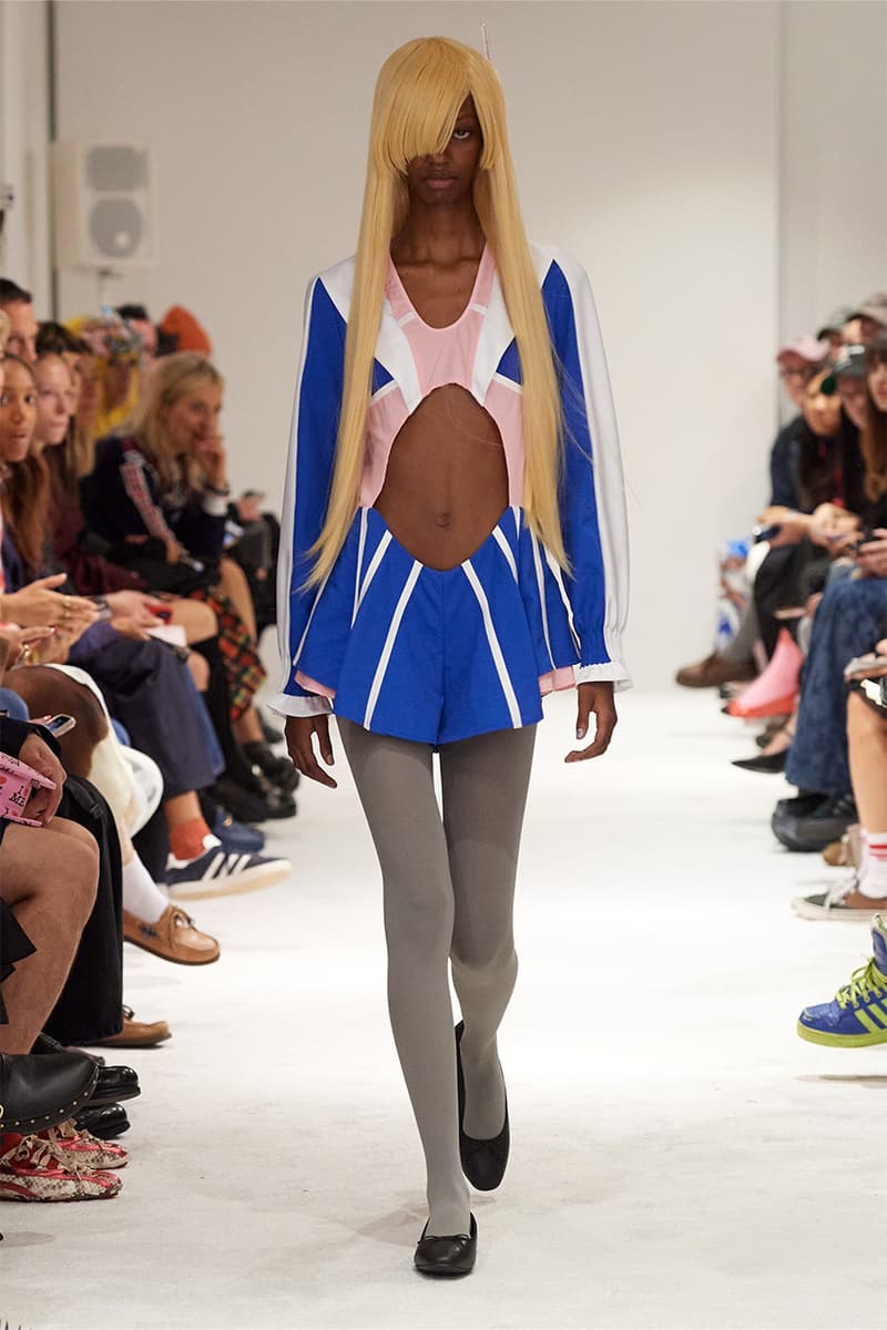 Ashley Williams, SS25, Runway fashion week models hair glasses blue bow wigs