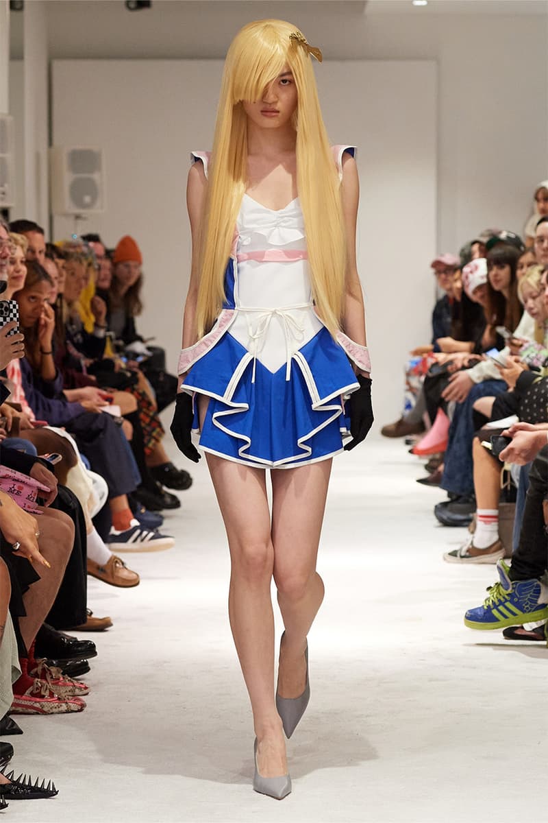 Ashley Williams, SS25, Runway fashion week models hair glasses blue bow wigs