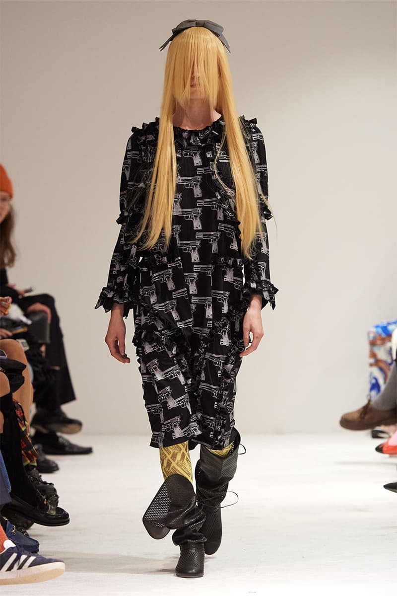 Ashley Williams, SS25, Runway fashion week models hair glasses blue bow wigs