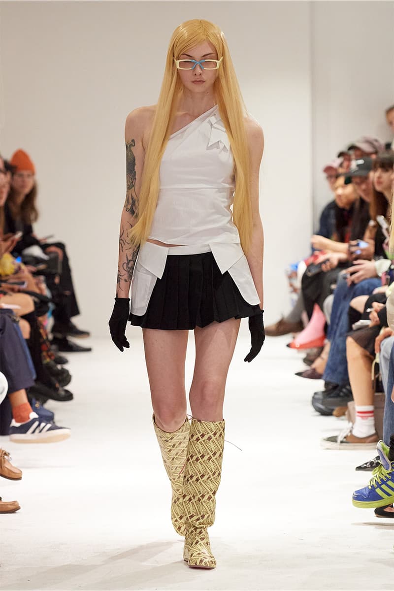 Ashley Williams, SS25, Runway fashion week models hair glasses blue bow wigs