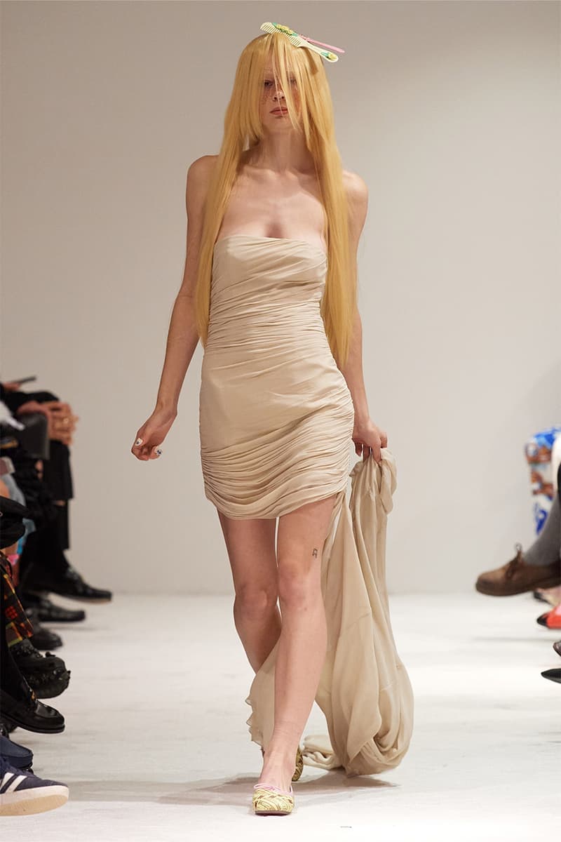 Ashley Williams, SS25, Runway fashion week models hair glasses blue bow wigs