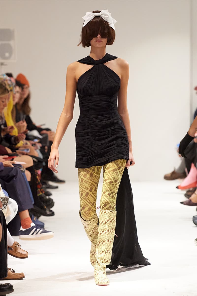 Ashley Williams, SS25, Runway fashion week models hair glasses blue bow wigs